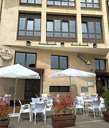 ホテル Molinos *